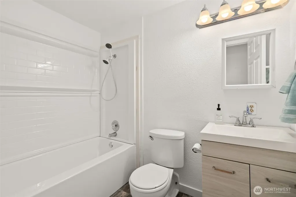 466 Garfield Avenue E Tenino WA 98589