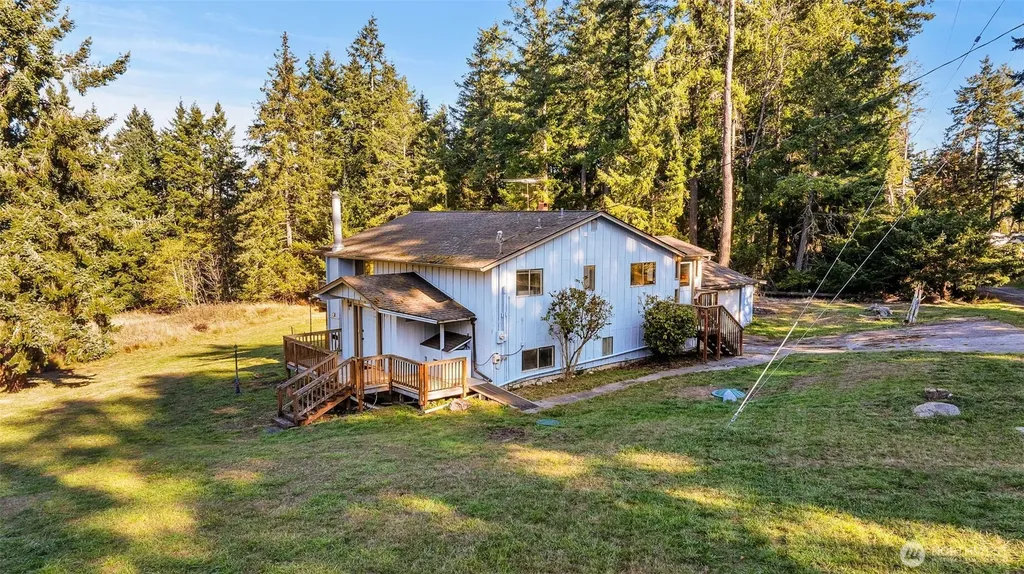 10318 Morris Boulevard Steilacoom WA 98388