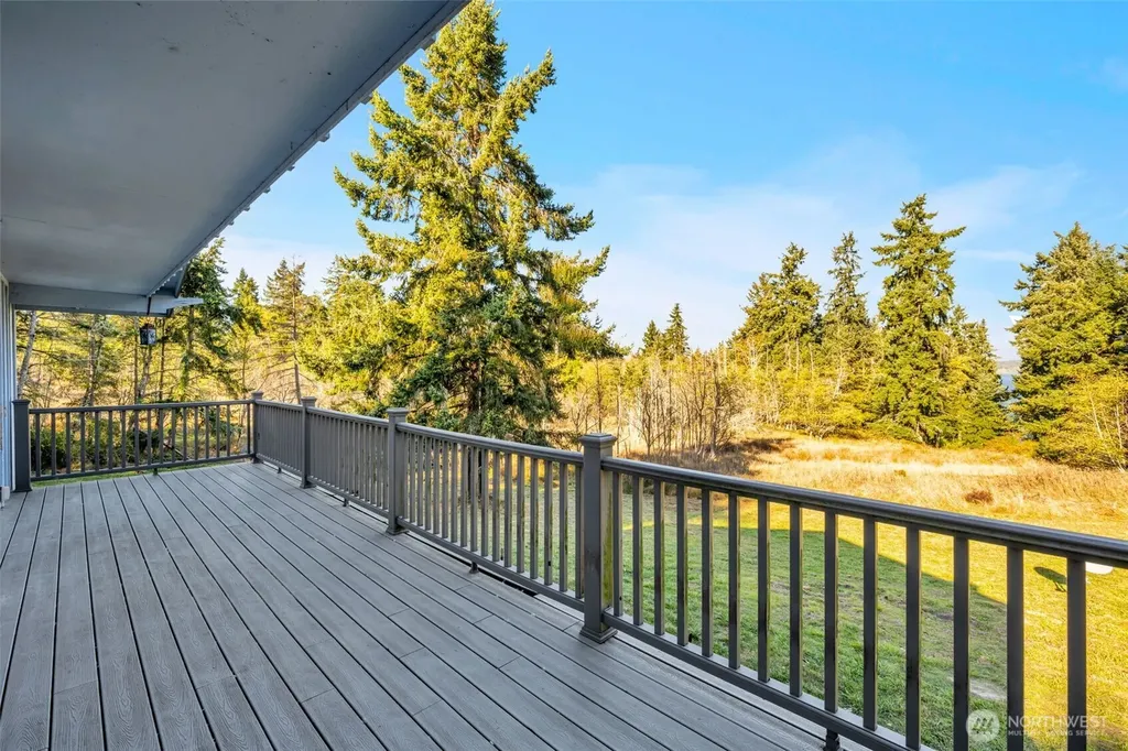 10318 Morris Boulevard Steilacoom WA 98388