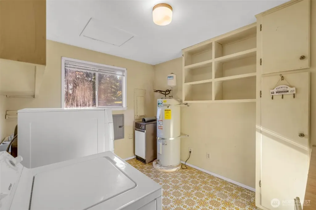 10318 Morris Boulevard Steilacoom WA 98388