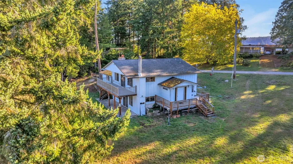 10318 Morris Boulevard Steilacoom WA 98388
