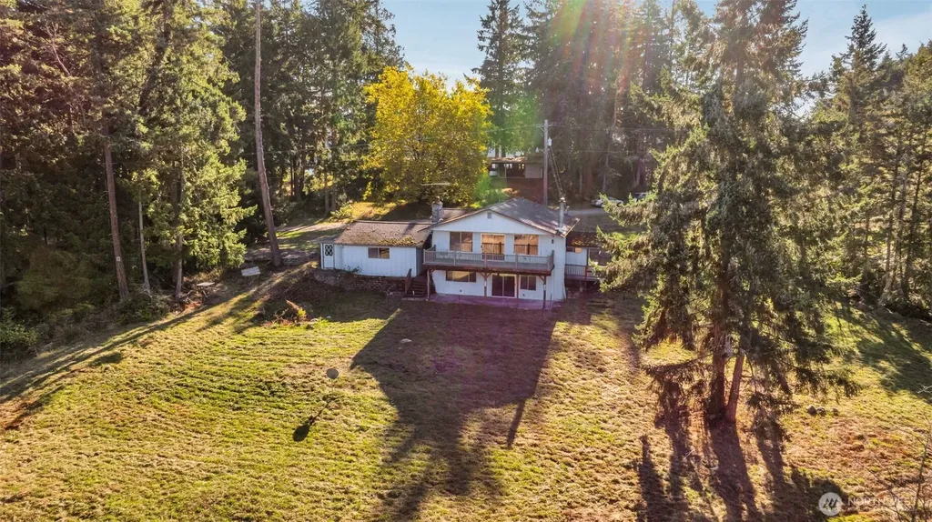 10318 Morris Boulevard Steilacoom WA 98388