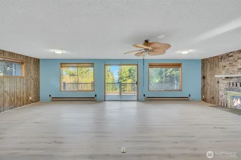 10318 Morris Boulevard Steilacoom WA 98388