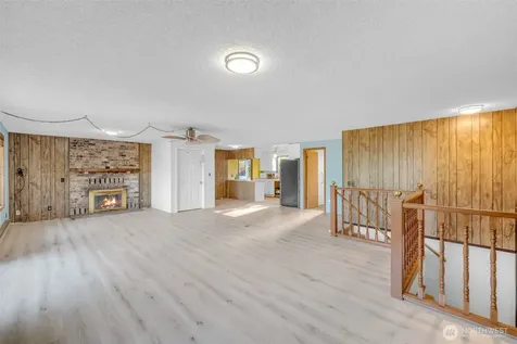 10318 Morris Boulevard Steilacoom WA 98388