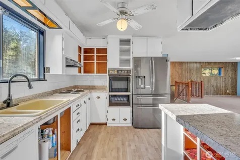 10318 Morris Boulevard Steilacoom WA 98388