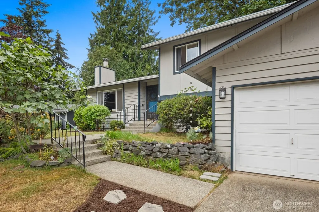 2626 Olympic Boulevard Puyallup WA 98374