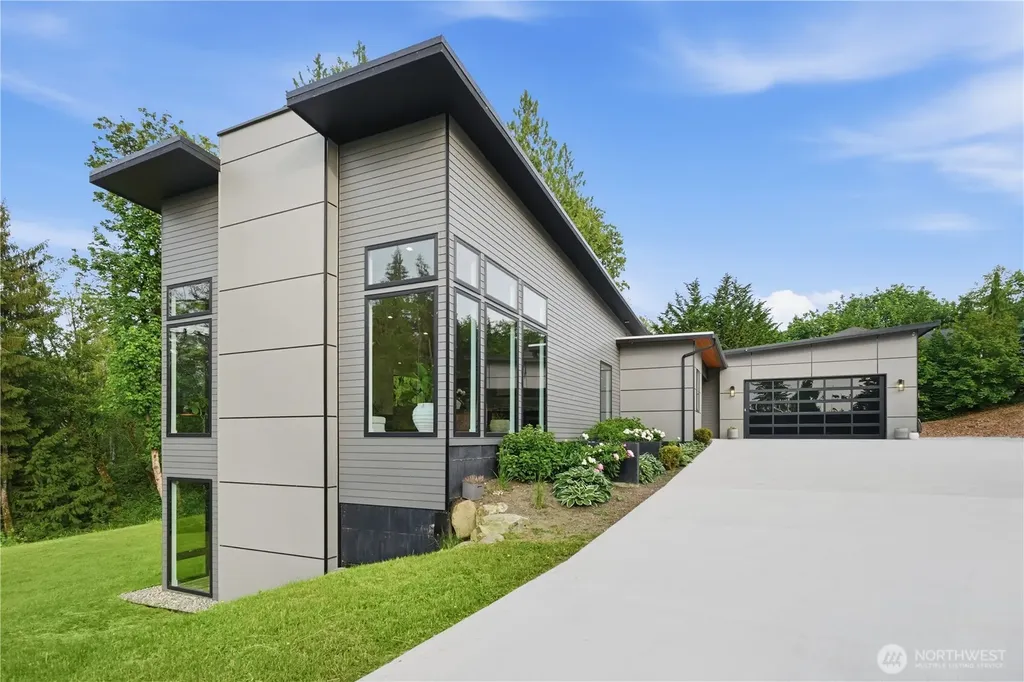 24068 Nookachamp Hills Drive Mount Vernon WA 98274