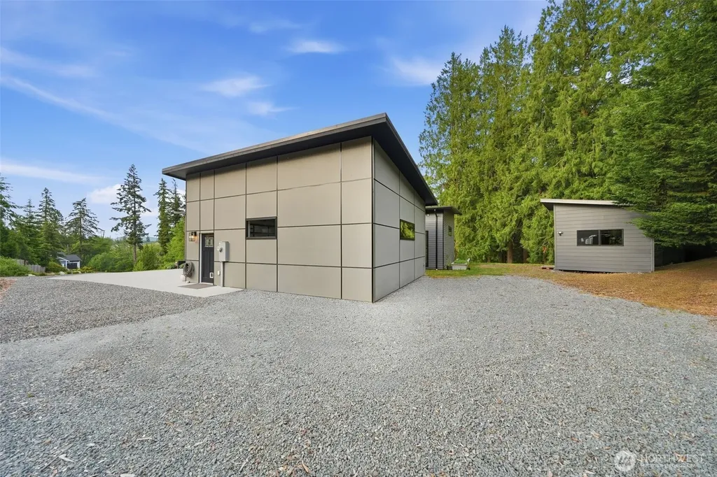 24068 Nookachamp Hills Drive Mount Vernon WA 98274