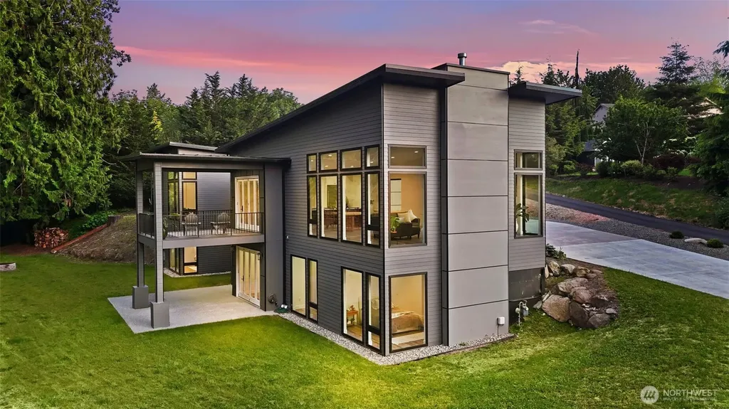 24068 Nookachamp Hills Drive Mount Vernon WA 98274