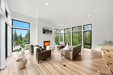 24068 Nookachamp Hills Drive Mount Vernon WA 98274