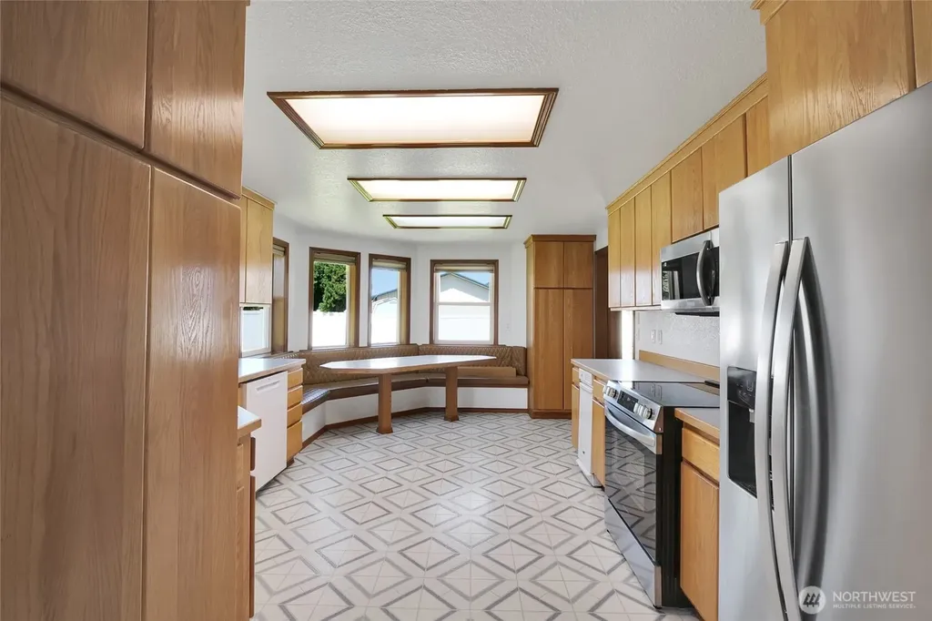 1914 SE Rd N Moses Lake WA 98837