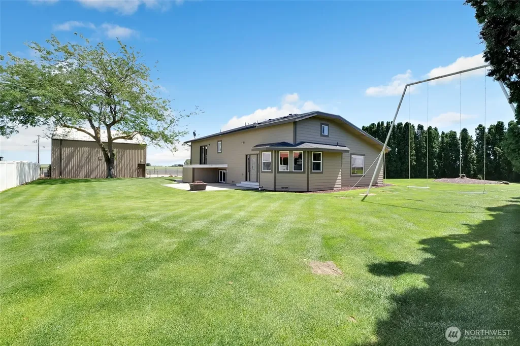1914 SE Rd N Moses Lake WA 98837