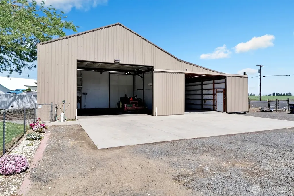 1914 SE Rd N Moses Lake WA 98837