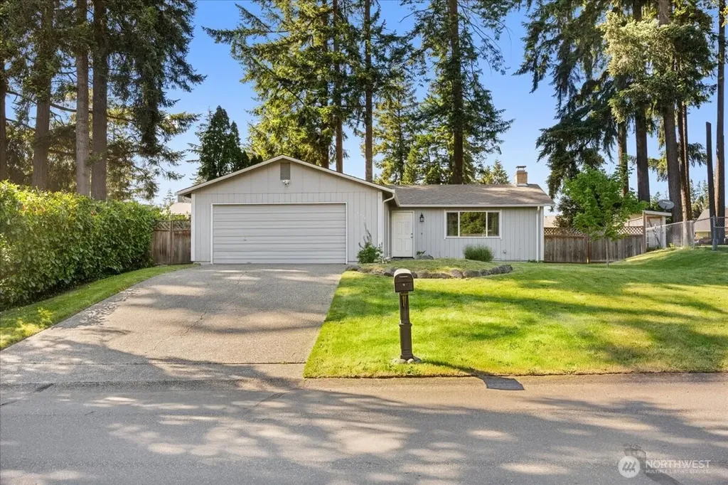 19310 Crescent Drive E Spanaway WA 98387