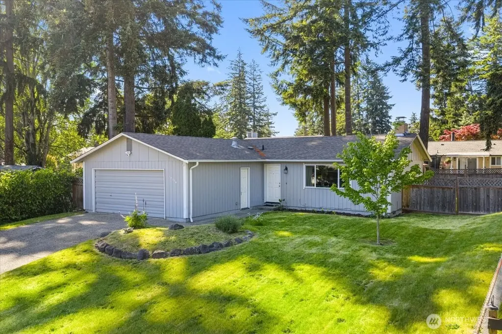 19310 Crescent Drive E Spanaway WA 98387