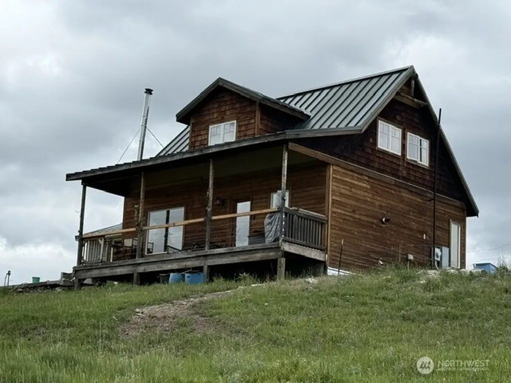 106 Bartroff Road Oroville WA 98844