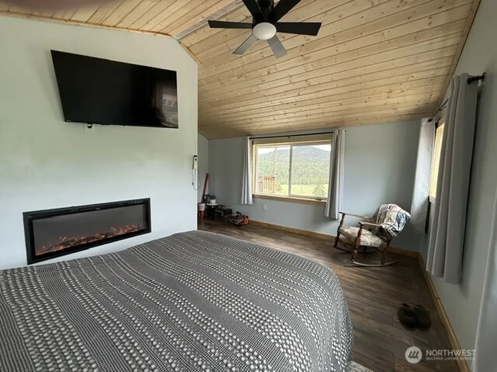 106 Bartroff Road Oroville WA 98844