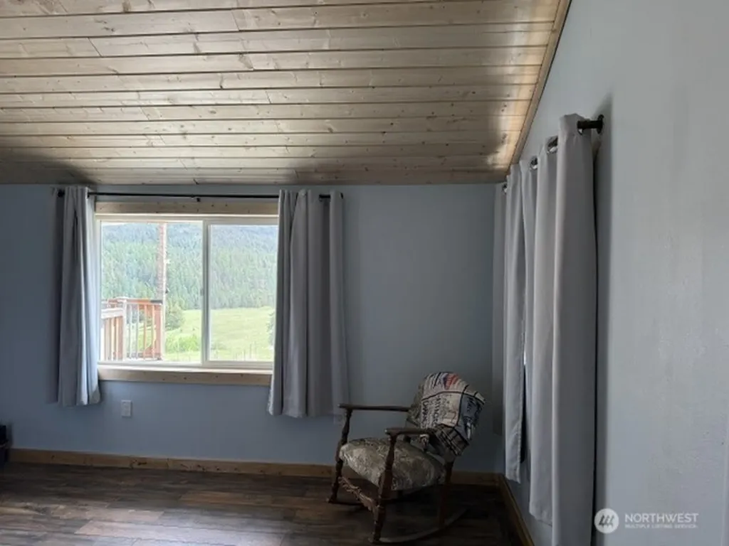 106 Bartroff Road Oroville WA 98844