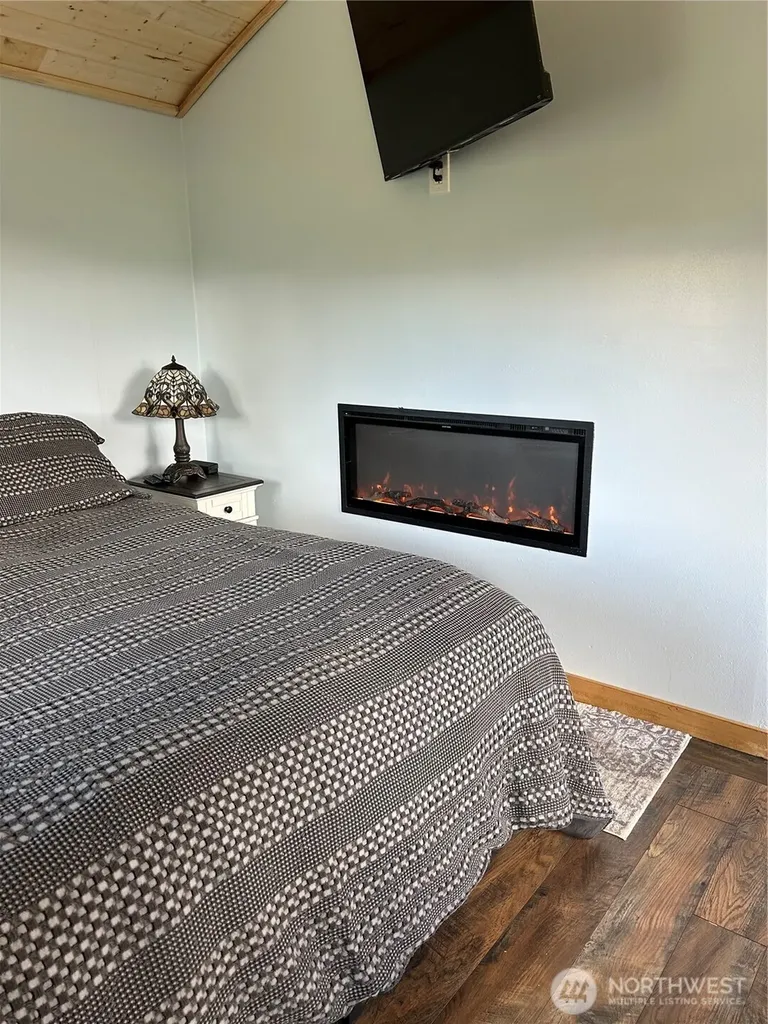 106 Bartroff Road Oroville WA 98844