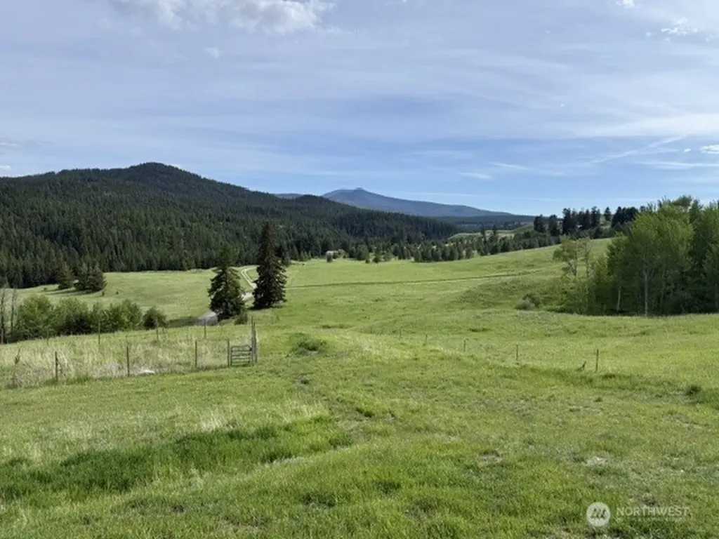 106 Bartroff Road Oroville WA 98844