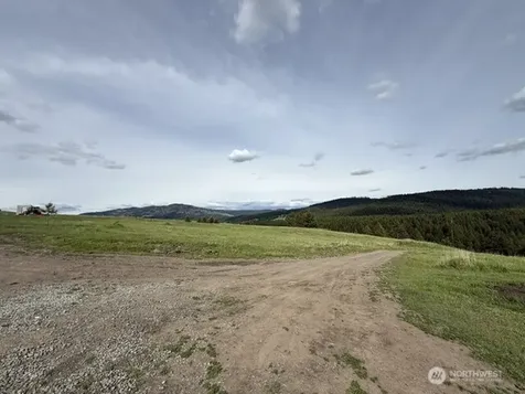 106 Bartroff Road Oroville WA 98844