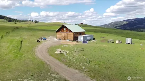 106 Bartroff Road Oroville WA 98844