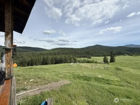 106 Bartroff Road Oroville WA 98844