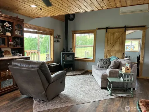 106 Bartroff Road Oroville WA 98844
