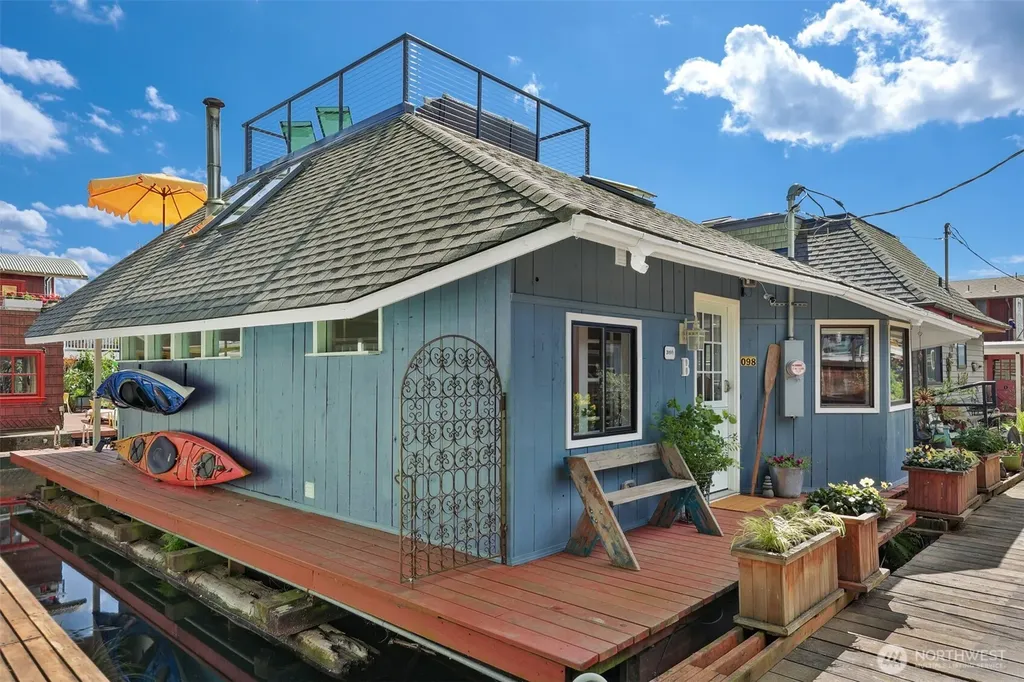2019 Fairview Avenue E Seattle WA 98102