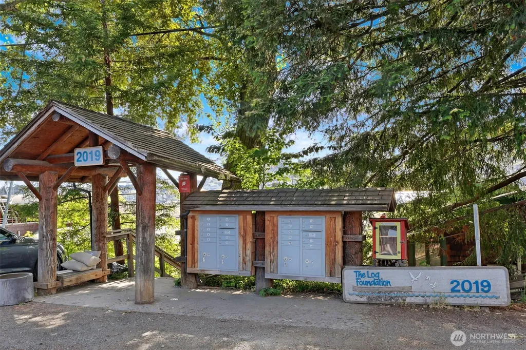 2019 Fairview Avenue E Seattle WA 98102