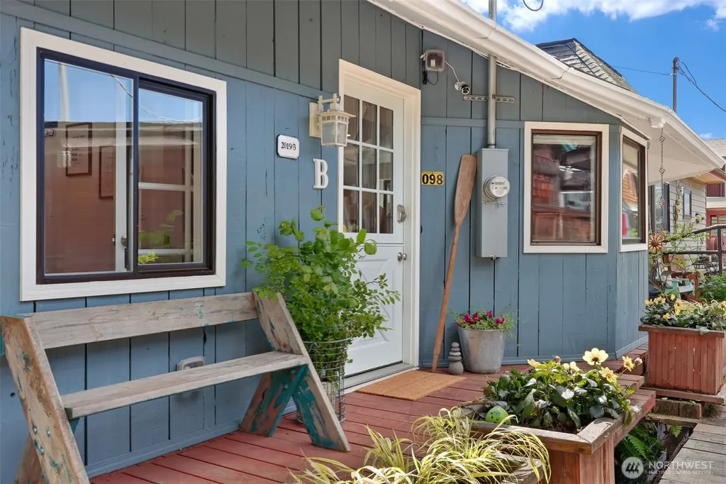 2019 Fairview Avenue E Seattle WA 98102