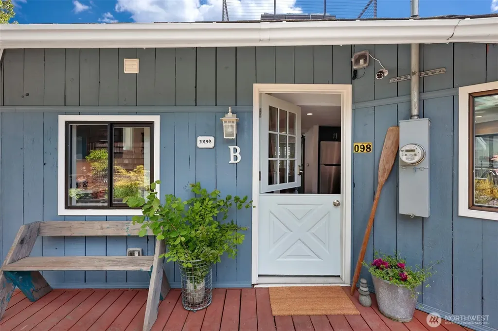 2019 Fairview Avenue E Seattle WA 98102