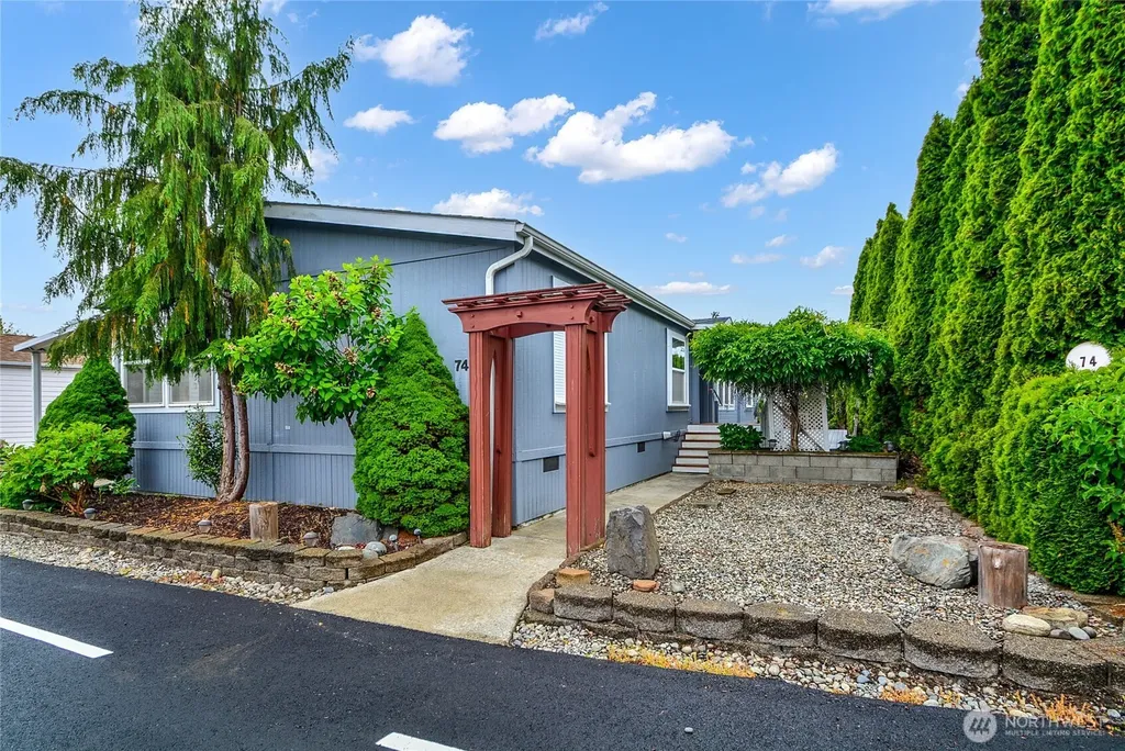 14727 43rd Avenue NE Marysville WA 98271