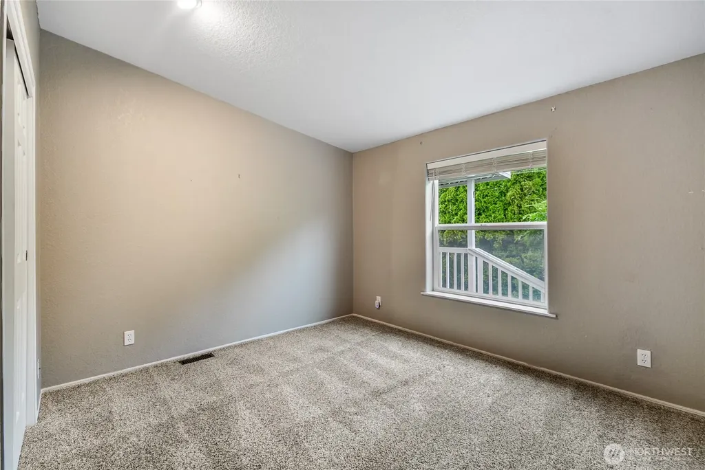 14727 43rd Avenue NE Marysville WA 98271