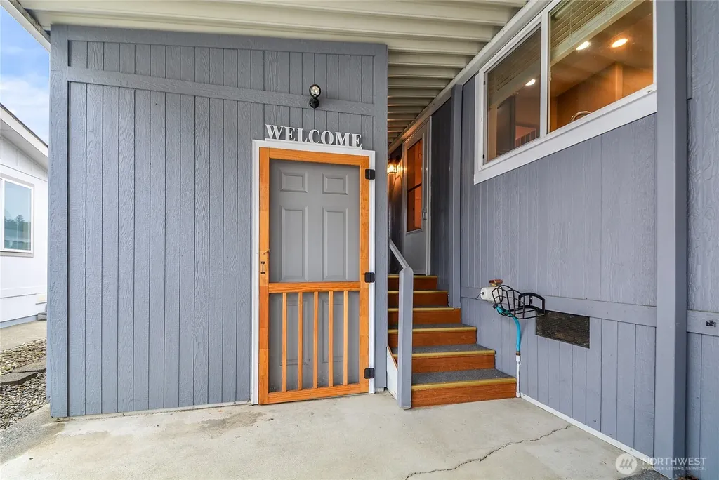 14727 43rd Avenue NE Marysville WA 98271