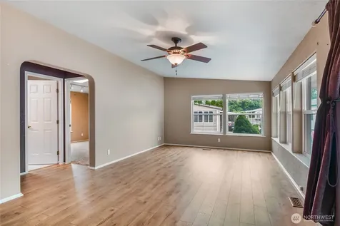 14727 43rd Avenue NE Marysville WA 98271