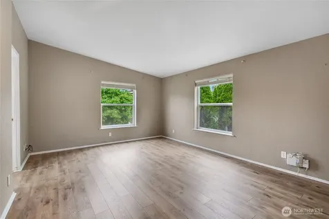 14727 43rd Avenue NE Marysville WA 98271