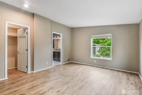 14727 43rd Avenue NE Marysville WA 98271