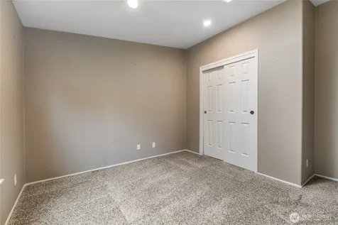 14727 43rd Avenue NE Marysville WA 98271
