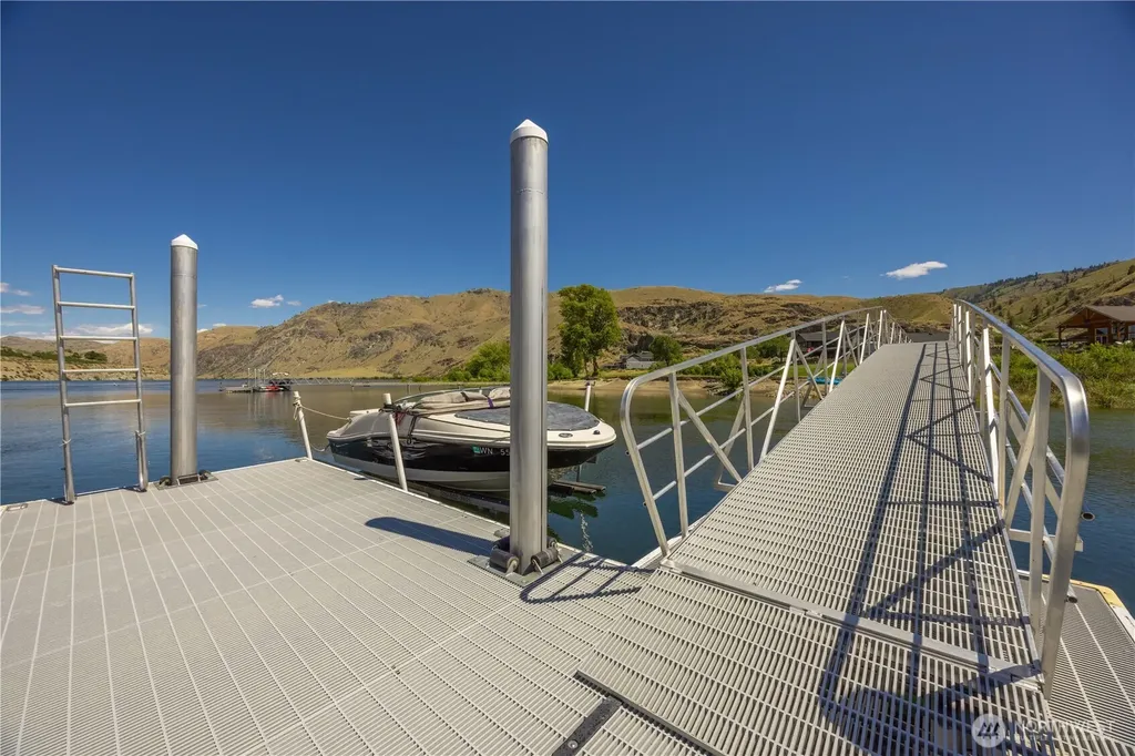 183 N Shore Drive Orondo WA 98843