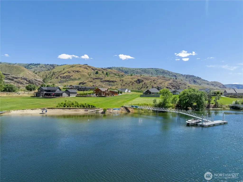 183 N Shore Drive Orondo WA 98843