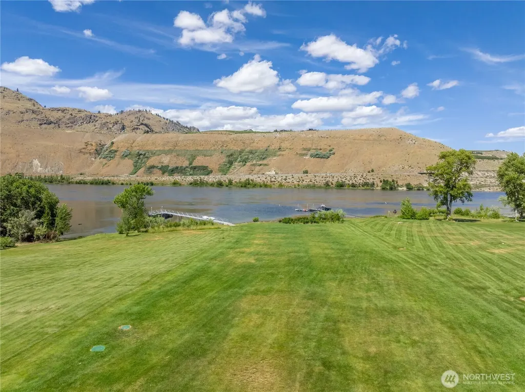 183 N Shore Drive Orondo WA 98843