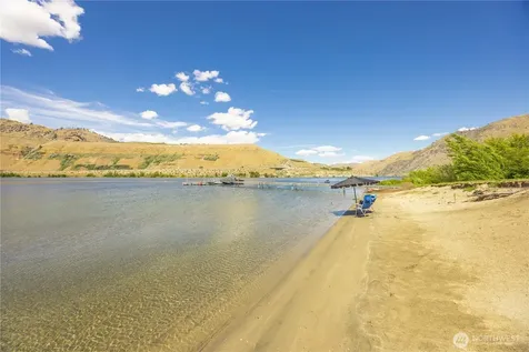 183 N Shore Drive Orondo WA 98843