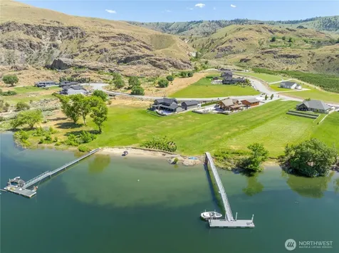 183 N Shore Drive Orondo WA 98843