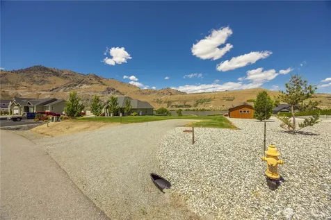 183 N Shore Drive Orondo WA 98843