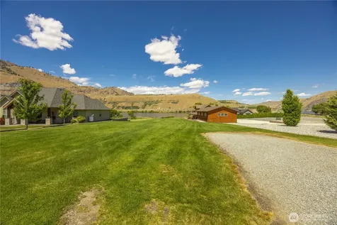 183 N Shore Drive Orondo WA 98843