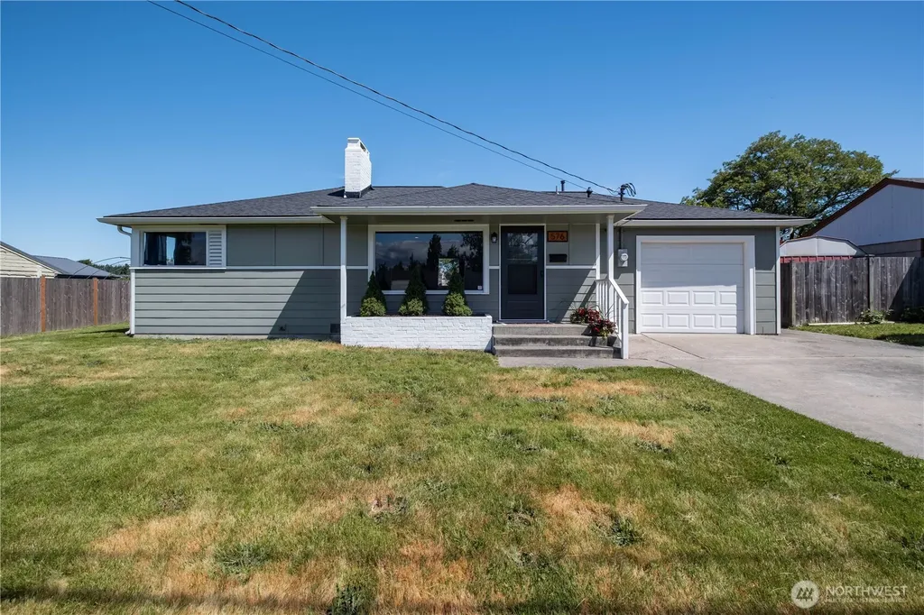576 SE 5th Avenue Oak Harbor WA 98277