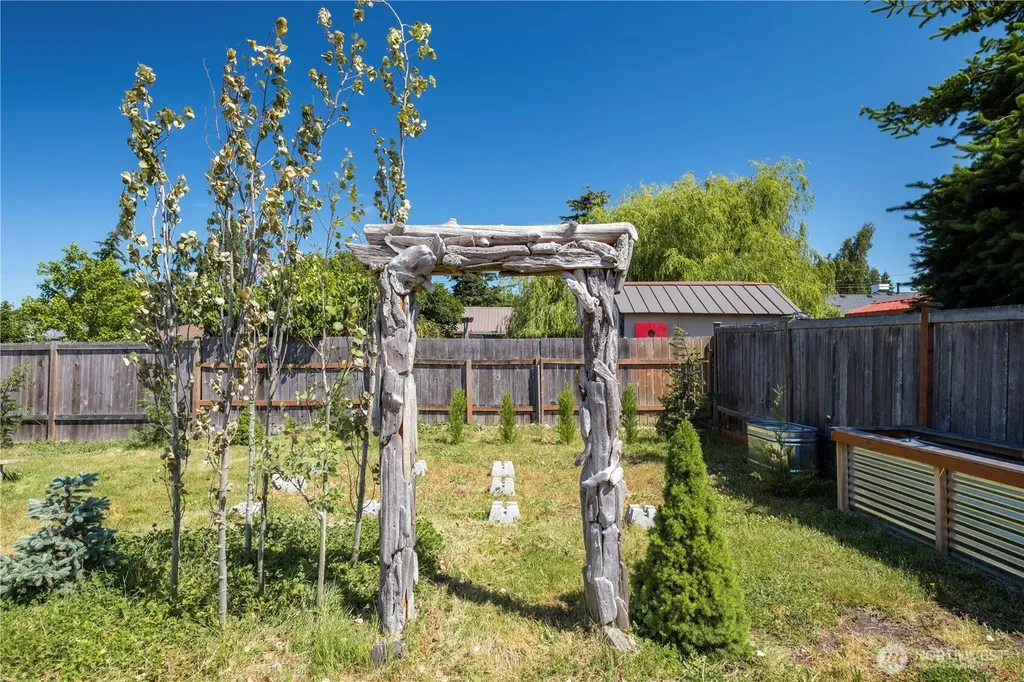 576 SE 5th Avenue Oak Harbor WA 98277
