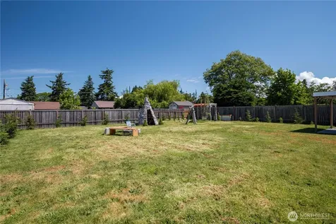 576 SE 5th Avenue Oak Harbor WA 98277