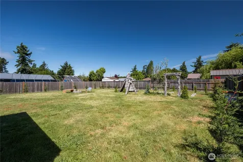 576 SE 5th Avenue Oak Harbor WA 98277
